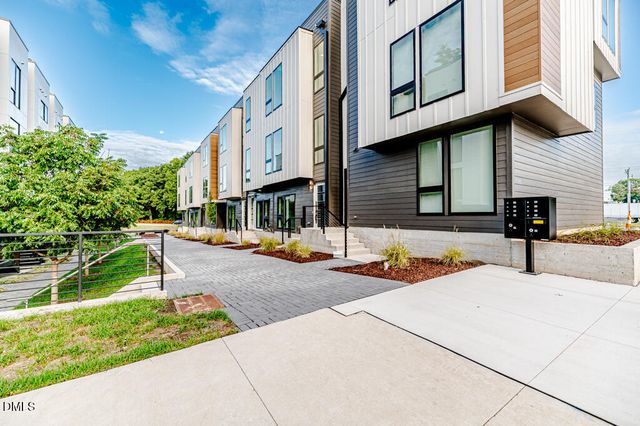 512 Gordon Street 303, Durham, NC 27701