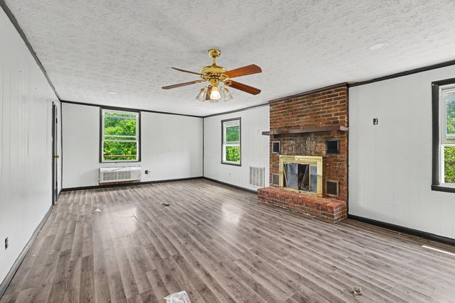1317 Highway 259, Portland, TN 37148