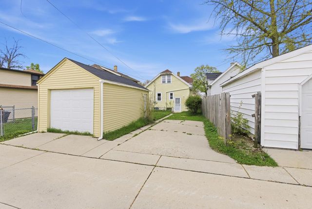 2051 57th STREET, West Allis, WI 53219