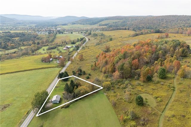 705 County Highway 11, Laurens, NY 13820