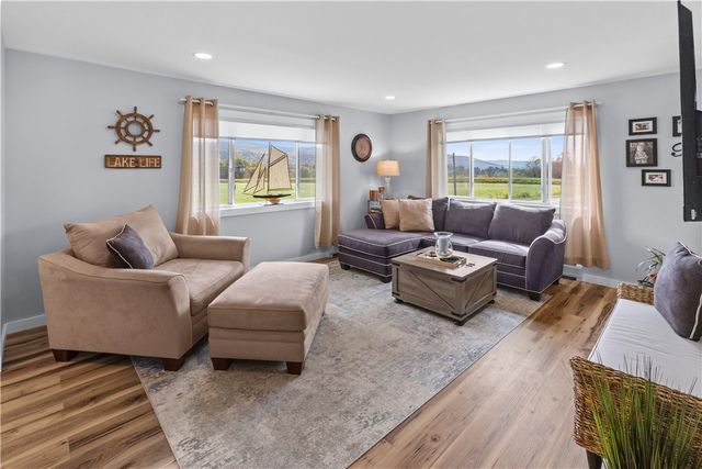 705 County Highway 11, Laurens, NY 13820