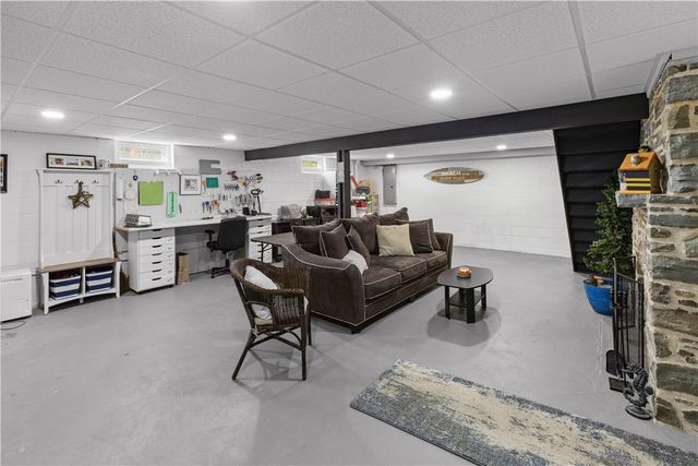 705 County Highway 11, Laurens, NY 13820