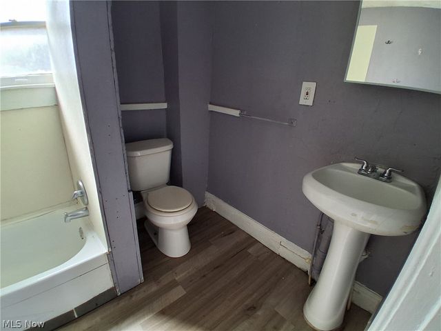 4922 Anson Avenue, Cleveland, OH 44127