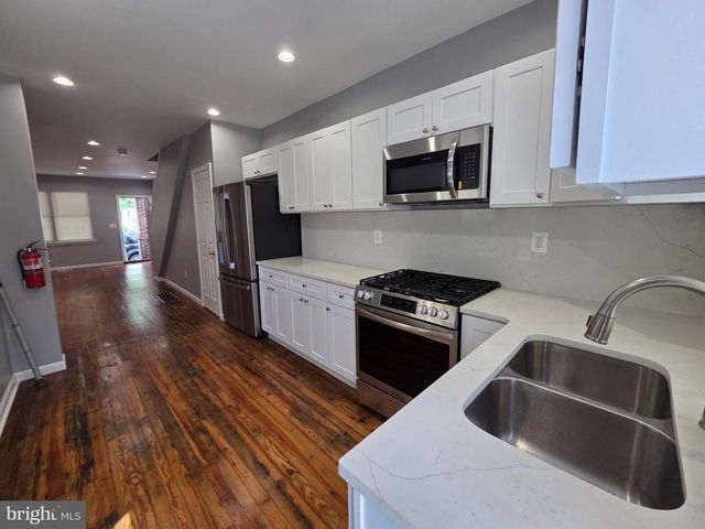 1714 COPE ST, Camden, NJ 08104