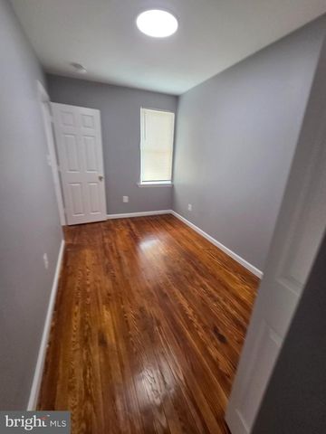 1714 COPE ST, Camden, NJ 08104