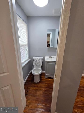1714 COPE ST, Camden, NJ 08104