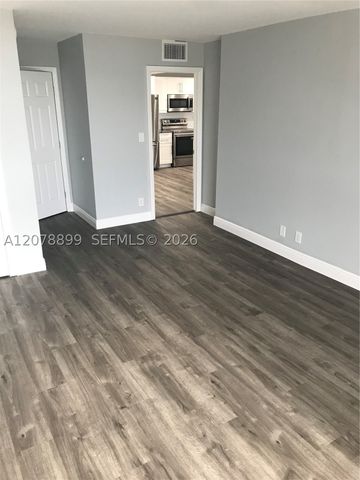 1600 S Ocean Dr 18D, Hollywood, FL 33019