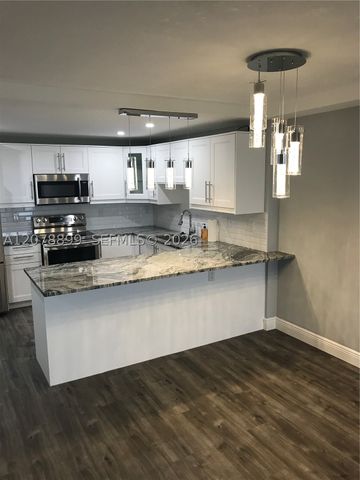 1600 S Ocean Dr 18D, Hollywood, FL 33019