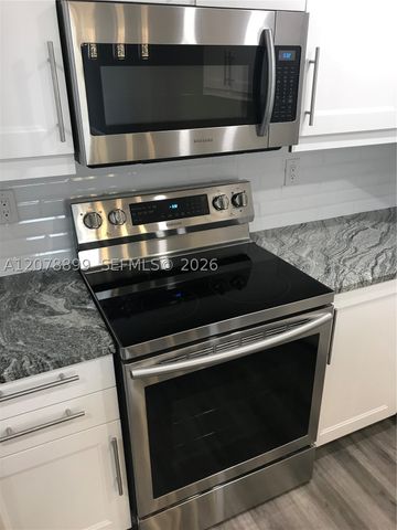 1600 S Ocean Dr 18D, Hollywood, FL 33019