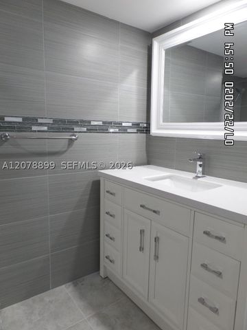 1600 S Ocean Dr 18D, Hollywood, FL 33019