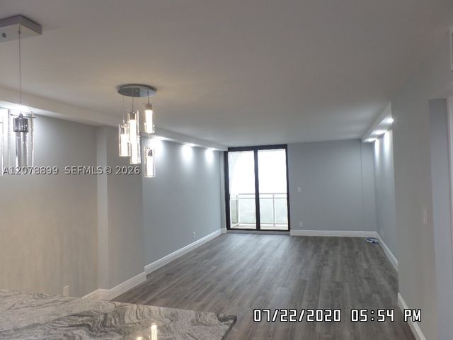 1600 S Ocean Dr 18D, Hollywood, FL 33019