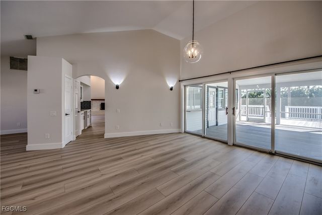 6205 Deer RUN, Fort Myers, FL 33908