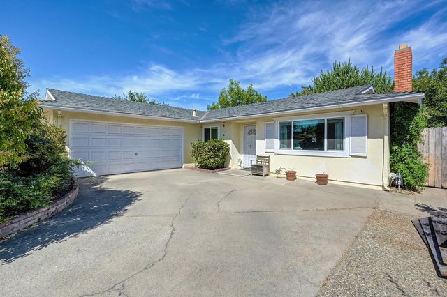 7104 Rimrock Dr, Sacramento, CA 95828