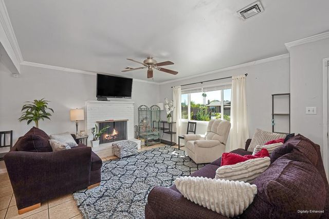 7104 Rimrock Dr, Sacramento, CA 95828
