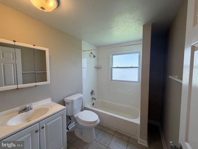 29 POTTER LN, Willingboro, NJ 08046