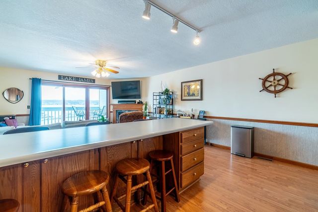 120 Lane 325 Lake James B-2, Angola, IN 46703