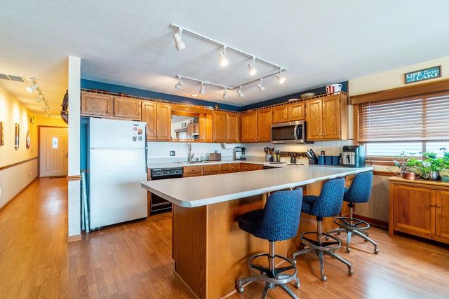 120 Lane 325 Lake James B-2, Angola, IN 46703