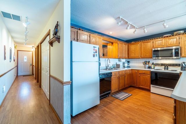 120 Lane 325 Lake James B-2, Angola, IN 46703