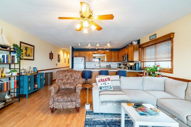 120 Lane 325 Lake James B-2, Angola, IN 46703