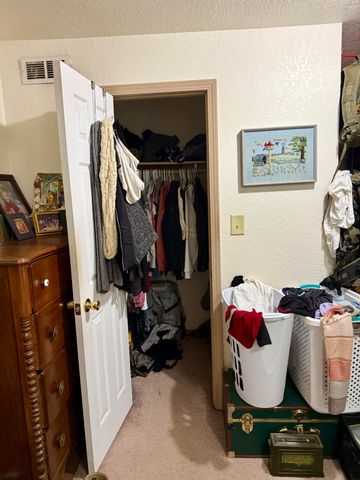 1711 N Oak Grove Avenue, Springfield, MO 65803