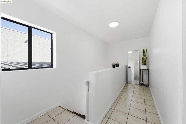 5334 E 10th St., Oakland, CA 94601