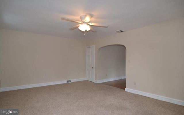 17 W SUMMIT AVE, Haddonfield, NJ 08033
