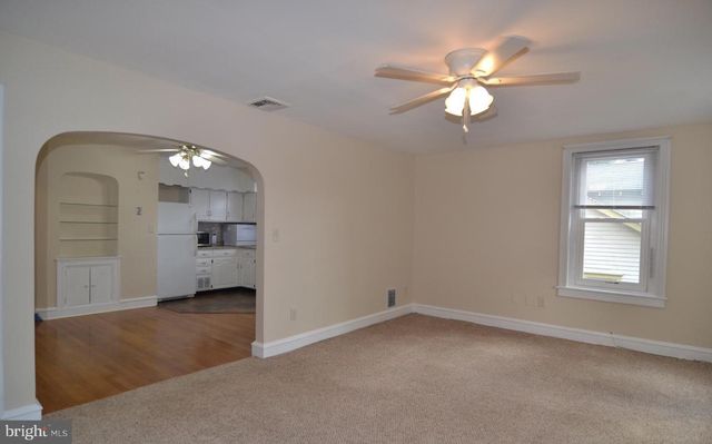 17 W SUMMIT AVE, Haddonfield, NJ 08033