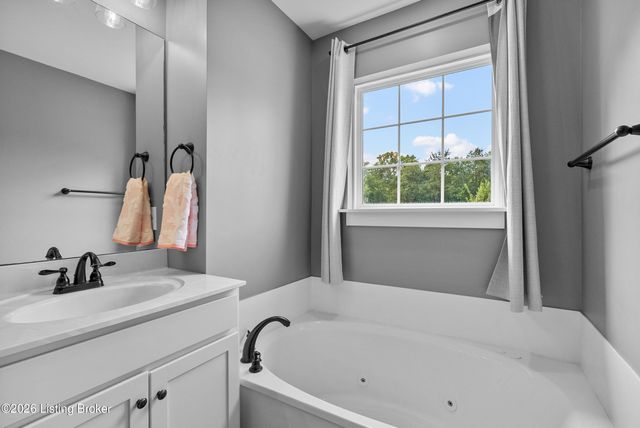 4601 Deerfield Cir, Smithfield, KY 40068