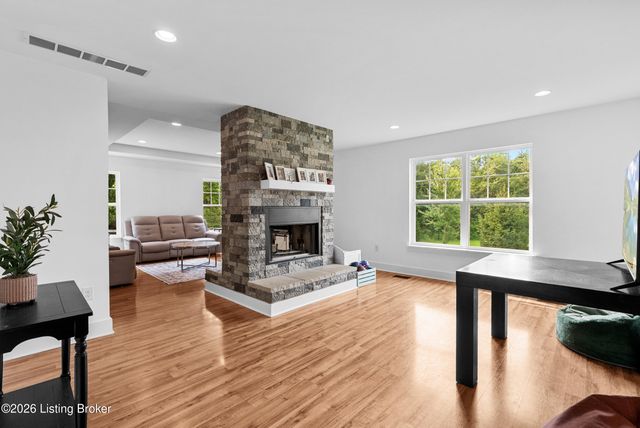 4601 Deerfield Cir, Smithfield, KY 40068