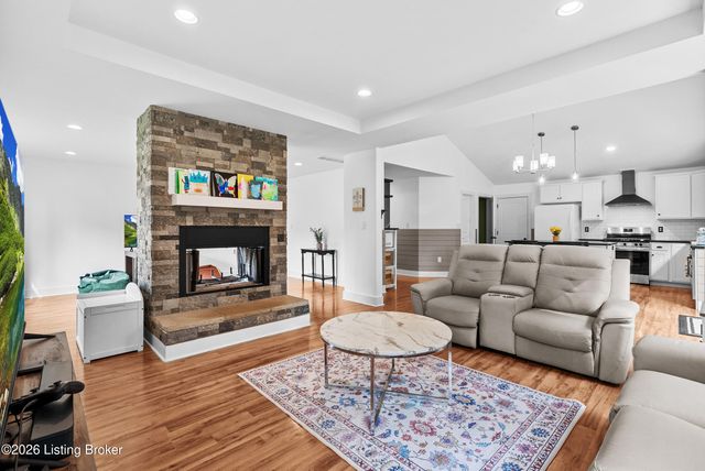 4601 Deerfield Cir, Smithfield, KY 40068