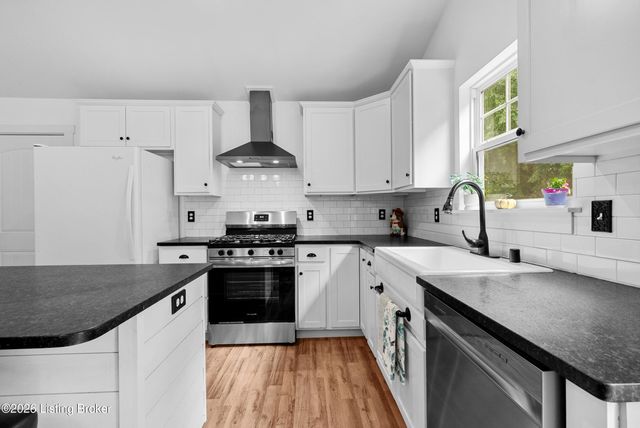 4601 Deerfield Cir, Smithfield, KY 40068