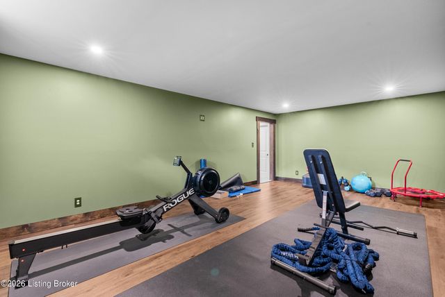 4601 Deerfield Cir, Smithfield, KY 40068