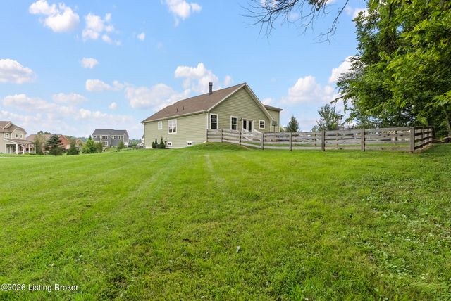 4601 Deerfield Cir, Smithfield, KY 40068