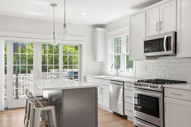 22 Sandy Hill Cir 22, Scituate, MA 02066