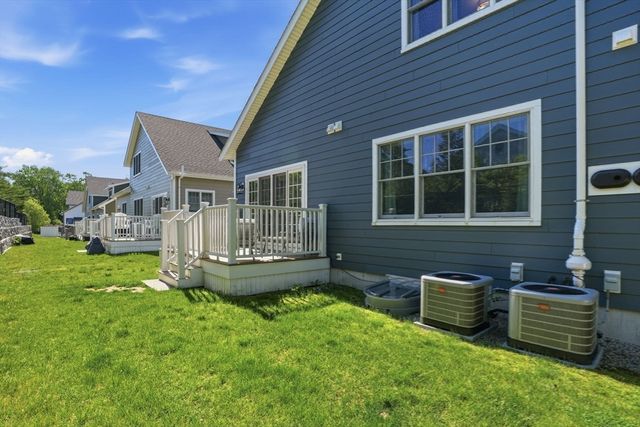 22 Sandy Hill Cir 22, Scituate, MA 02066