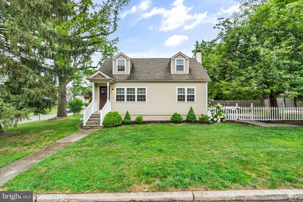 102 COOLIDGE AVE, Lawrence Township, NJ 08648