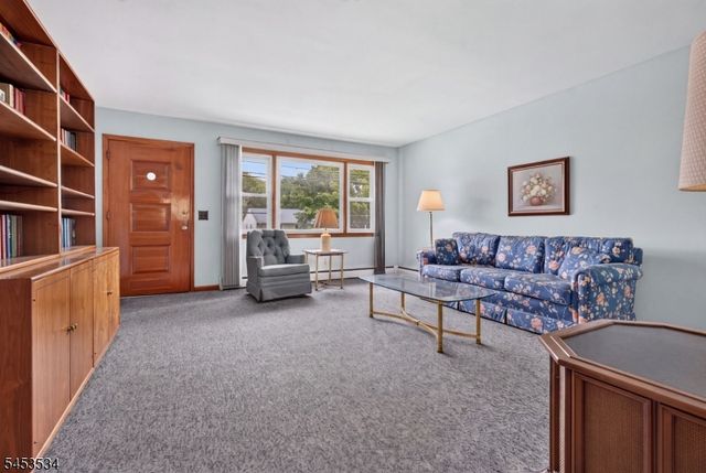 88 Princeton Ave, Rahway City, NJ 07065