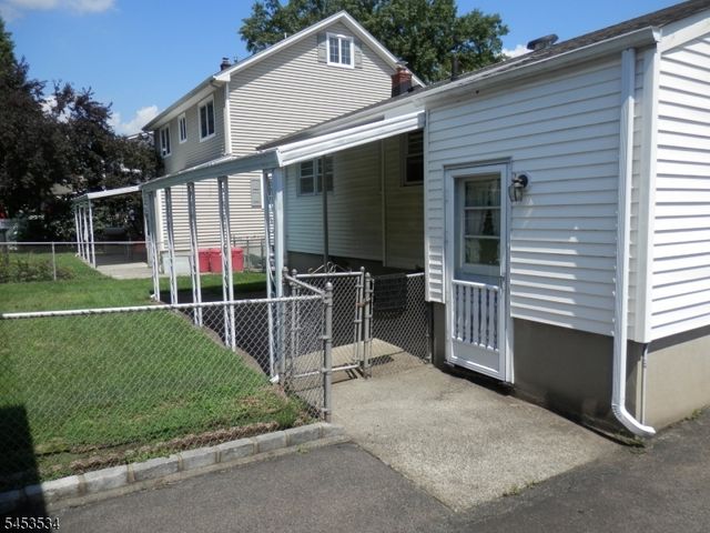 88 Princeton Ave, Rahway City, NJ 07065