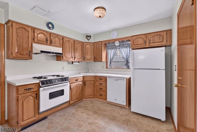 88 Princeton Ave, Rahway City, NJ 07065