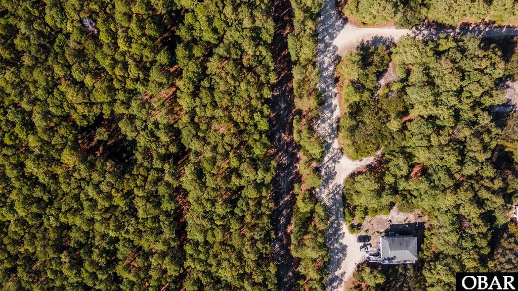 Image 26 of property listing at 2324 Ocean Pearl Road Lot 1, Corolla, NC 27927