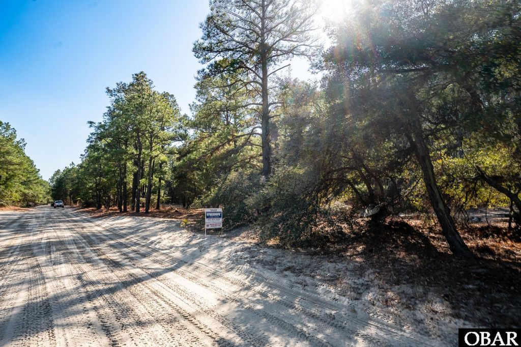 Image 31 of property listing at 2324 Ocean Pearl Road Lot 1, Corolla, NC 27927