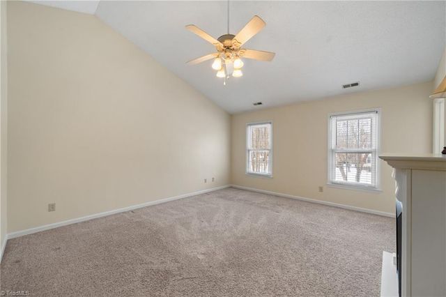 1661 Round Hill Circle, Kernersville, NC 27284