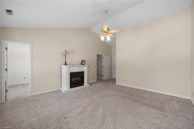 1661 Round Hill Circle, Kernersville, NC 27284