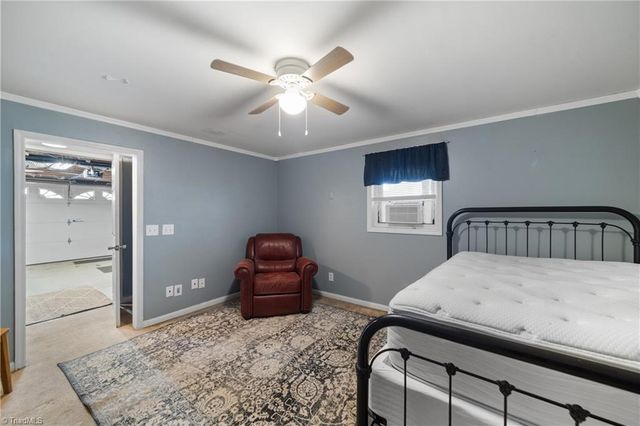 1661 Round Hill Circle, Kernersville, NC 27284