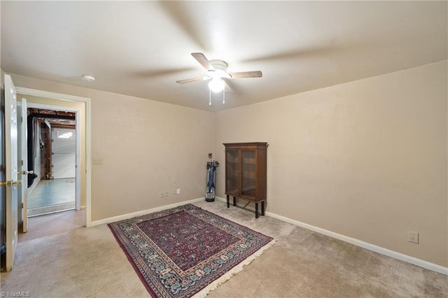 1661 Round Hill Circle, Kernersville, NC 27284