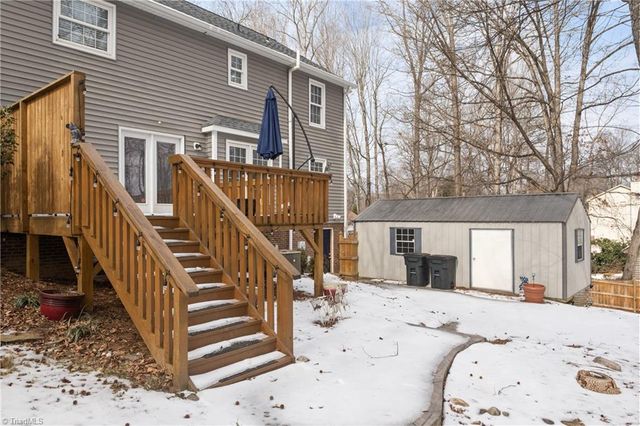 1661 Round Hill Circle, Kernersville, NC 27284