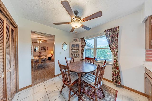 329 Wakefield Drive, Washington, WV 26181
