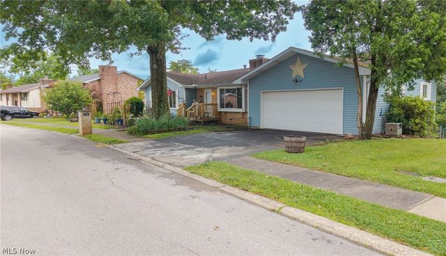 329 Wakefield Drive, Washington, WV 26181