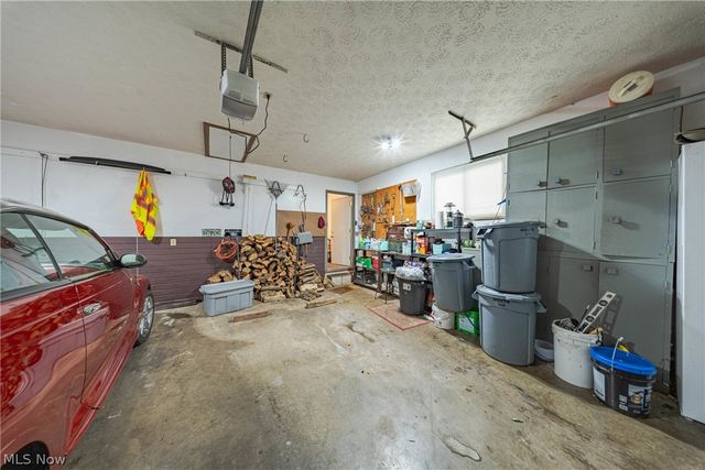 329 Wakefield Drive, Washington, WV 26181