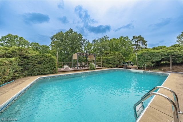 329 Wakefield Drive, Washington, WV 26181